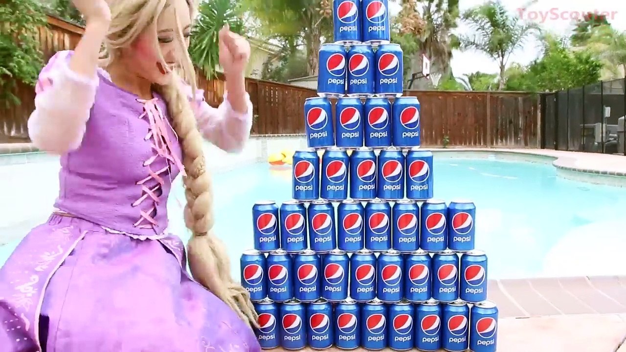 Spiderman Stuck in GIANT RINGS! w/ Princess Rapunzel & Joker in Real Life