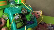 Anna and Elsa Toddlers St Patricks Day Adventure # 2 Parades Leprechaun Gems Frozen Toys In Action