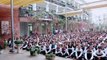 Hơn 3000 học sinh hát bài hát truyền thống tặng thầy Văn Như Cương
