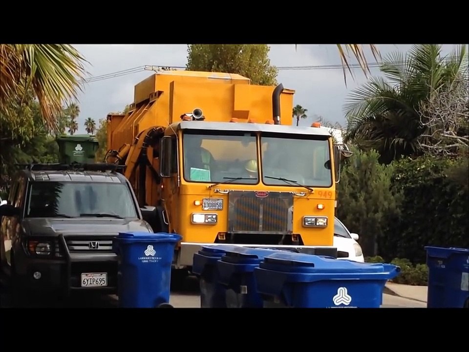 Venice Garbage Trucks