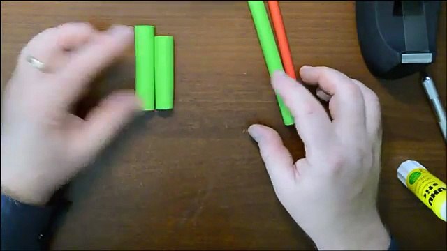 Como hacer Pistola de Papel que Dispare | Armas Caseras Fáciles