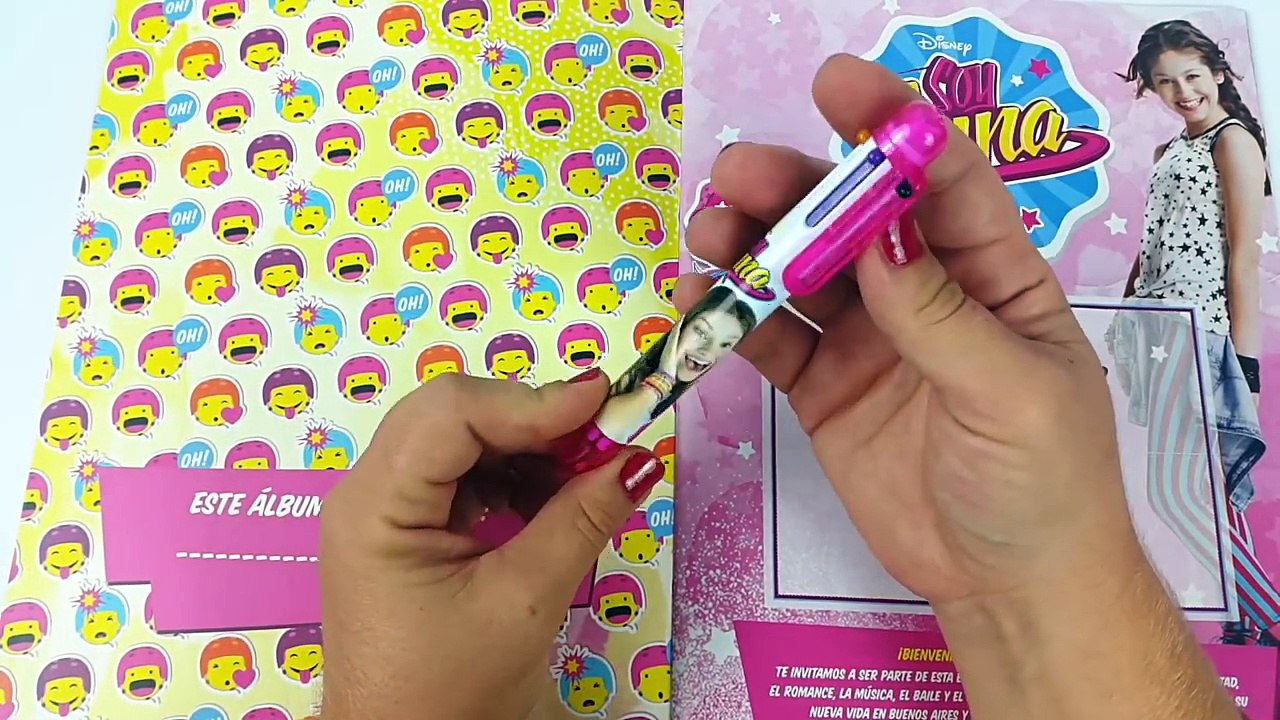 Álbum de SOY LUNA + 15 sobres de cromos y pegatinas de Panini + Póster gigante de Soy Luna