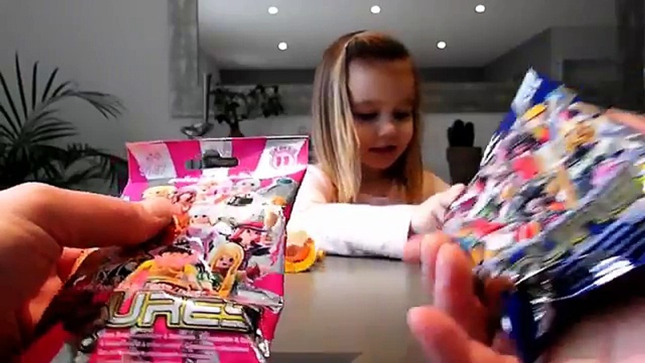 4 figurines Playmobil figures Série 11 Sets 9146 et 9147 : La vidéo de la loose !!!