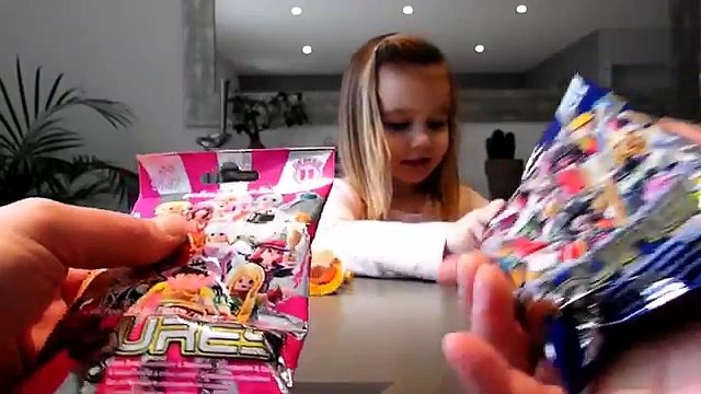 4 figurines Playmobil figures Série 11 Sets 9146 et 9147 : La vidéo de la loose !!!