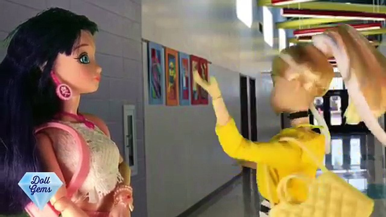 Ladybug gets PEED ON! L.O.L doll babysitting gone wrong Miraculous ladybug doll