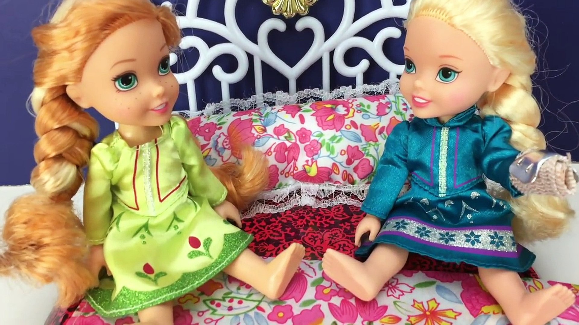 little anna and elsa dolls