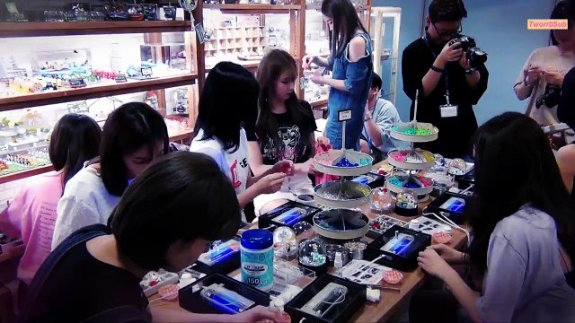 171009 TWICE SEASON'S GREETINGS 2018 ENG SUB