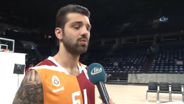 Göksenin Köksal: Eurocup'ı Tekrar Kazanmak İçin Herkesin Elini Taşın Altına Sokması Lazım