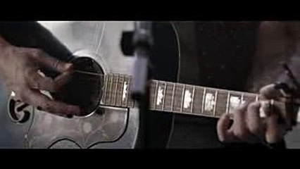 Brett Young - You Ain't Here To Kiss Me (Acoustic)