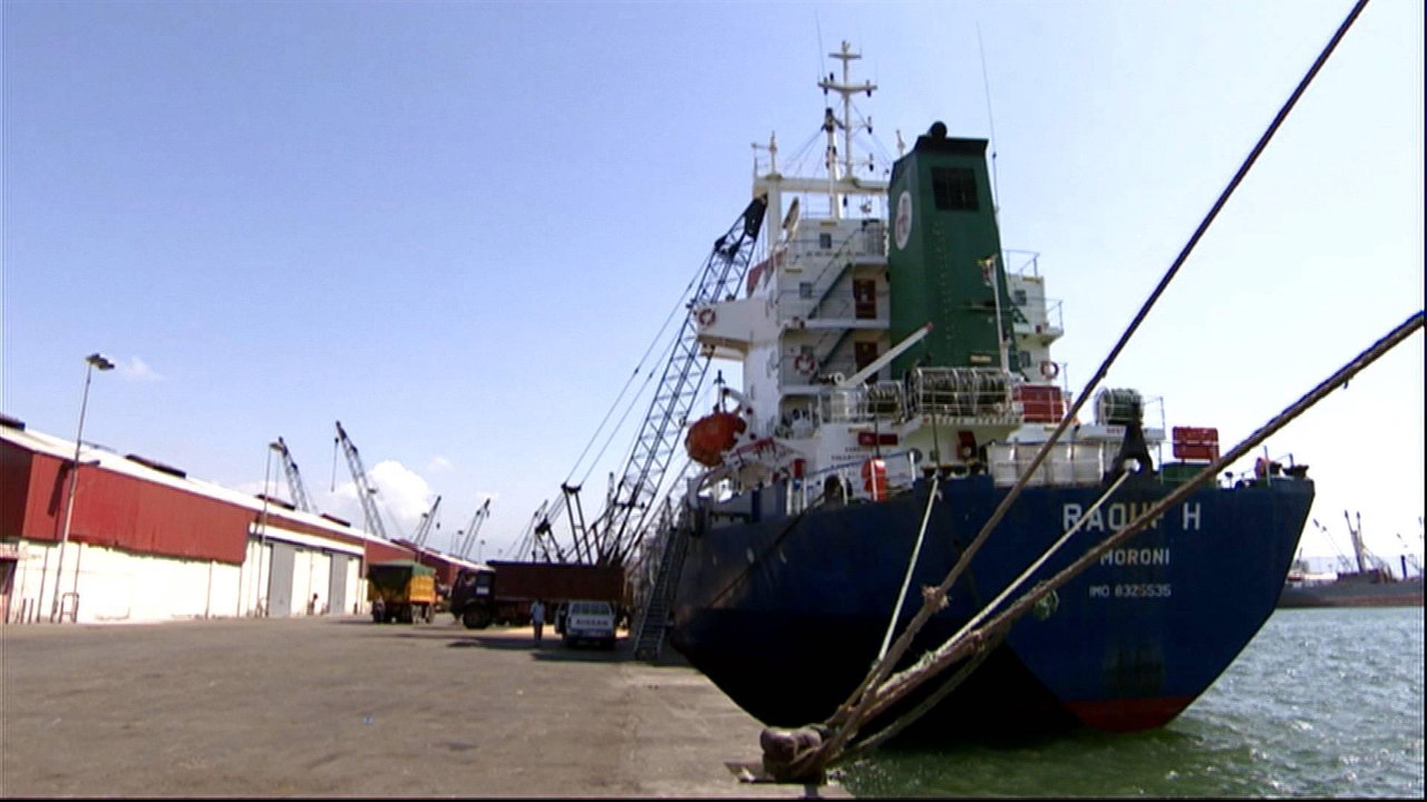 Lebanon prepares for Syria post-war construction windfall