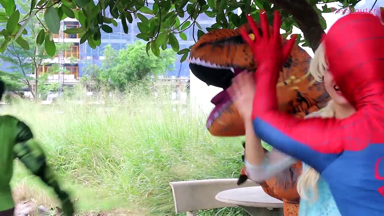 Frozen Elsa vs Spiderman SWORD BATTLE! w/ Joker, Hulk, Spidergirl & Maleficent in Real Life