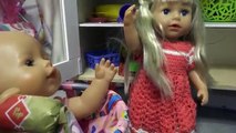 ВРЕДНЫЕ ДЕТКИ БЕБИ БОН Пока родителей нет BAD BABY BORN DOLLS Играем в куклы Видео для детей