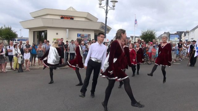 défilé cercles celtiques 14 juillet 2017 à la Turballe