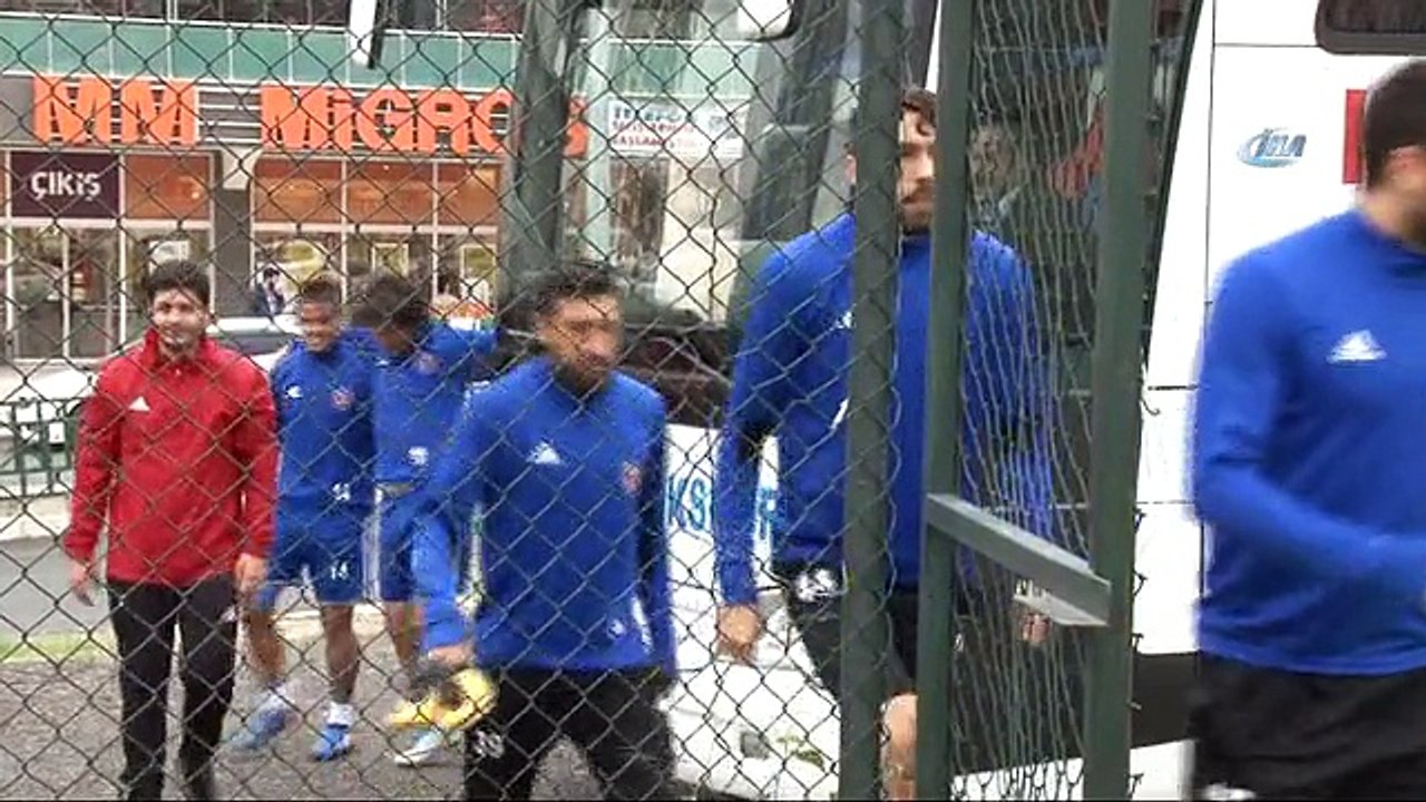 Popovic, Karabükspor ile İlk İdmanına Çıktı