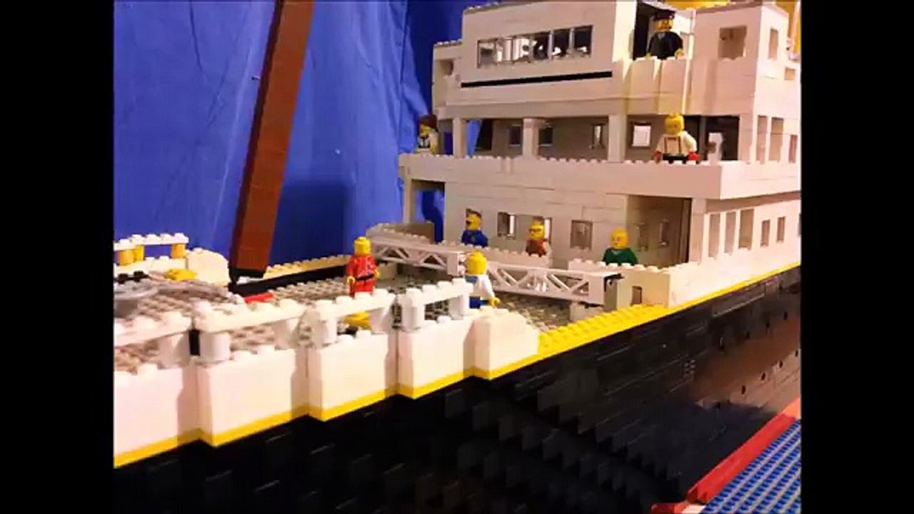 Lego Titanic Movie