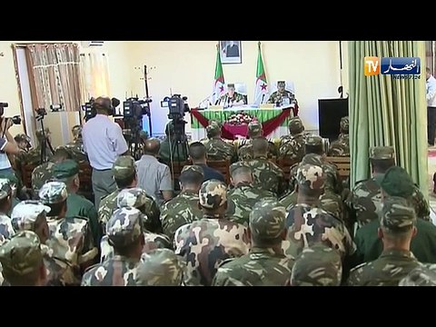 الفريق قايد صالح في زيارة تفقدية إلى الناحية العسكرية السادسة بتمنراست