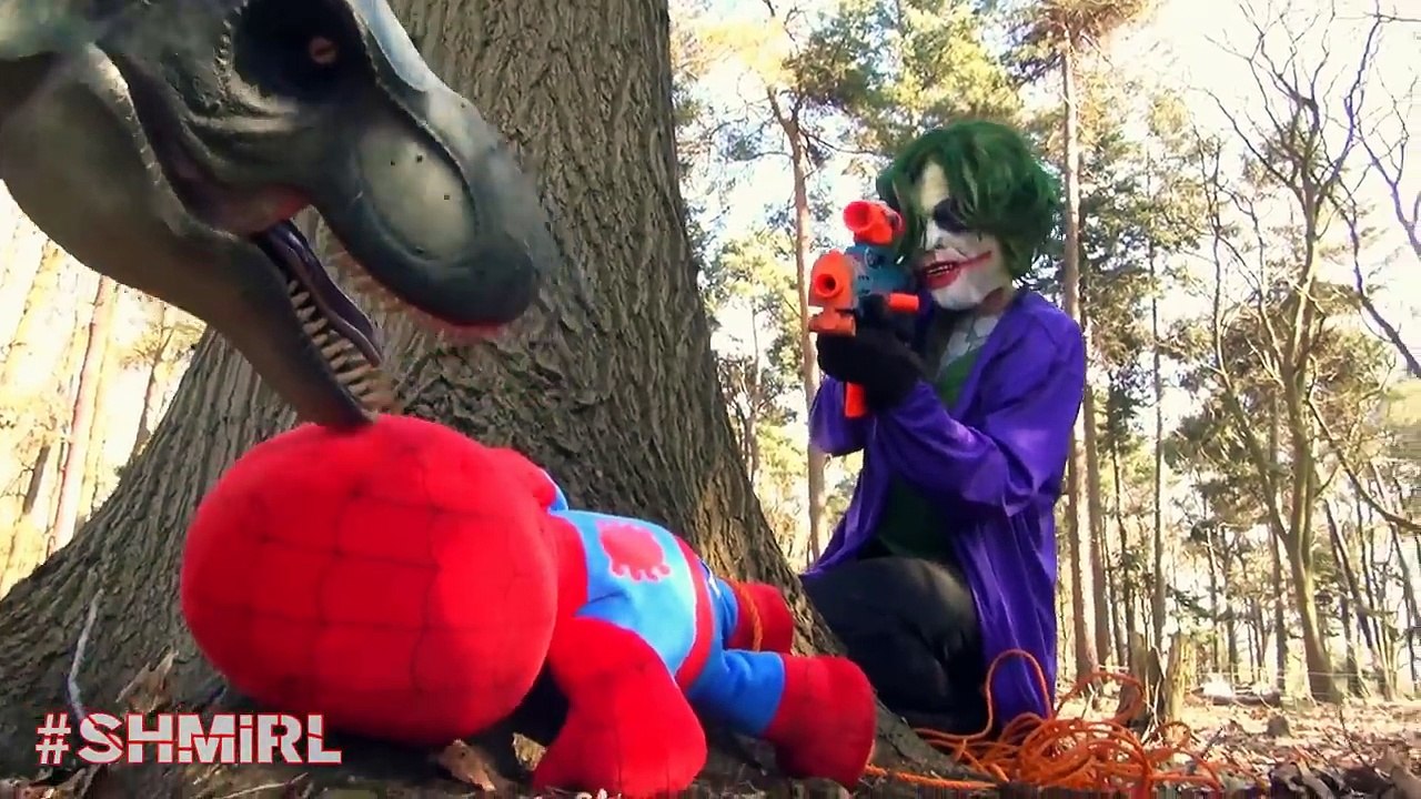 SPIDERMAN Ultimate Superhero - Spiderman in Real Life Fun Superhero Movie - Amazing Superheroes