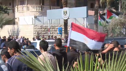 وفد حماس يدخل مصر عبر رفح للمشاركة بمباحثات القاهرة