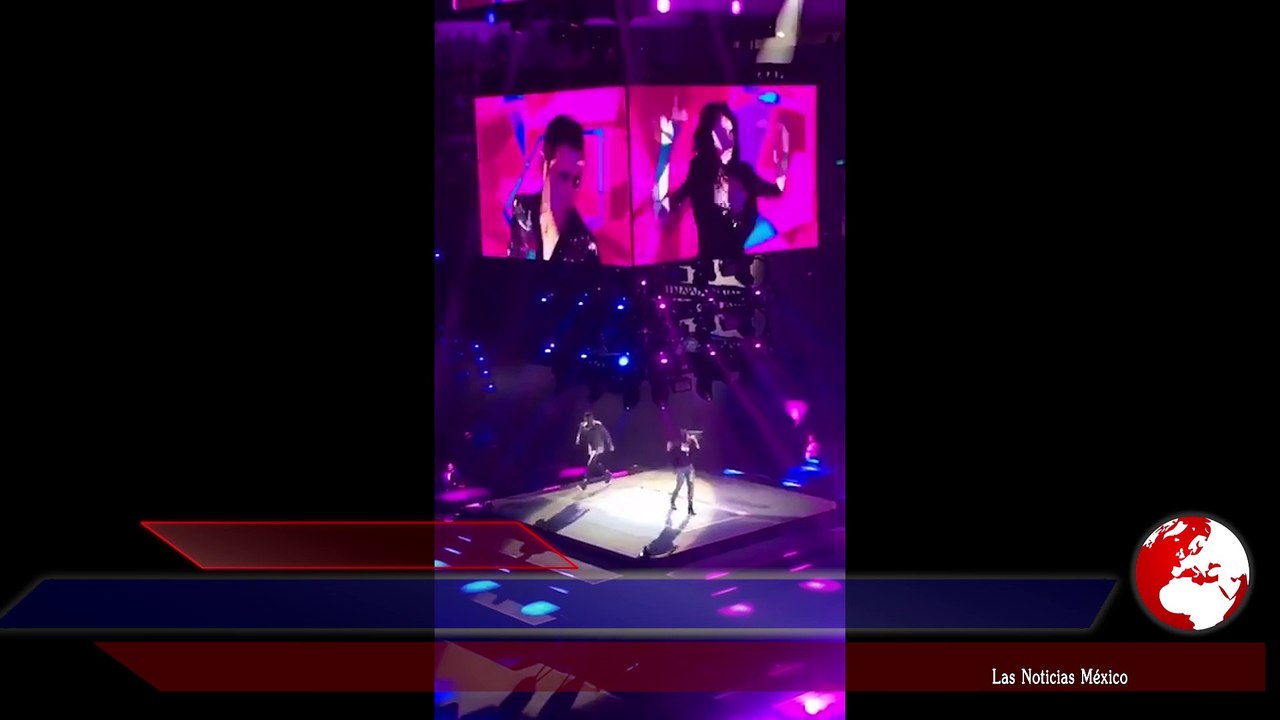 Queda en ridículo Irán Castillo tras caer y quedar al descubierto su playback