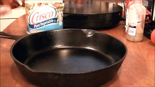 A How To Recipe for Cooking Real Southern Style Cornbread in a Cast Iron Skillet