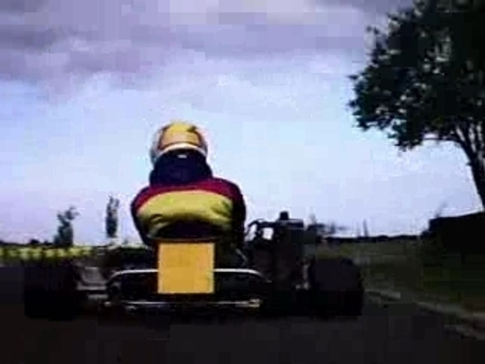 Kart Rotax vs 125cm3 à boite au Dunois Kart