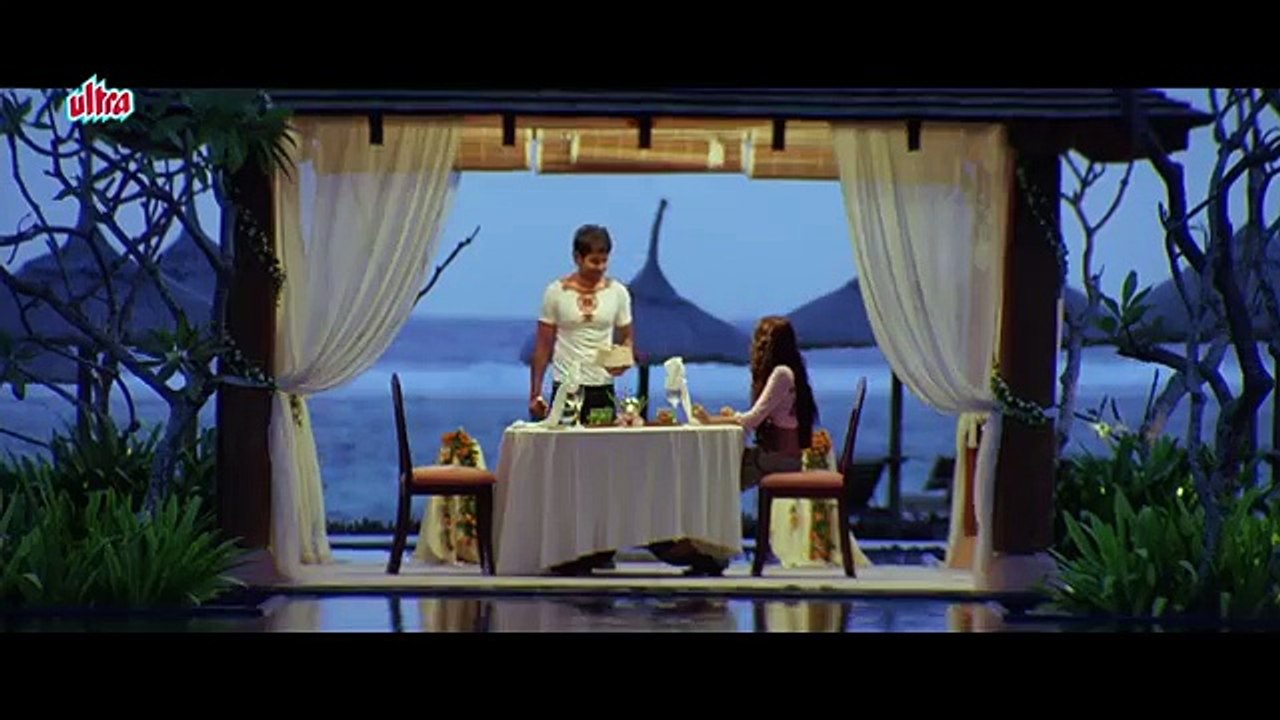 Emraan Hashmi and Celina Jaitley Kissing Scene - Emran hashmi hot Bollywood sex scenes