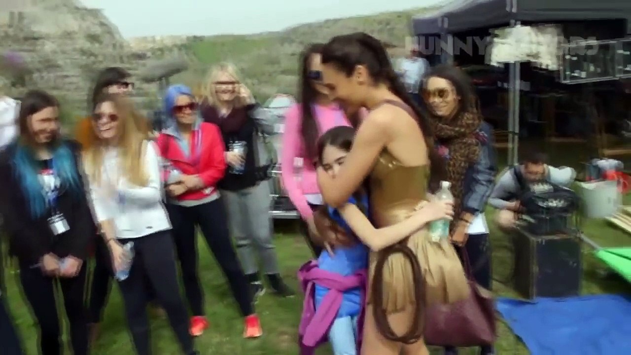Wonder Woman - Bloopers & Crazy BTS