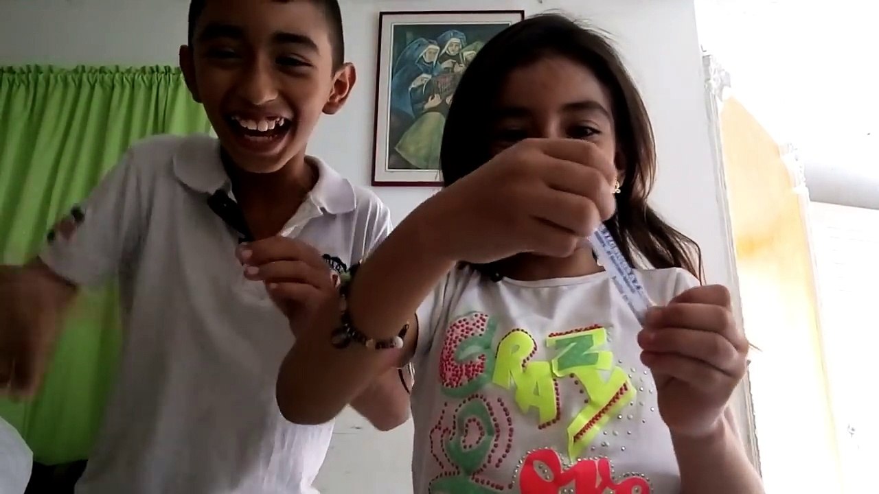 RETO DE LOS 7 SEGUNDOS, Piedra, Papel o Tijera, Majo Fashion & Juguetes