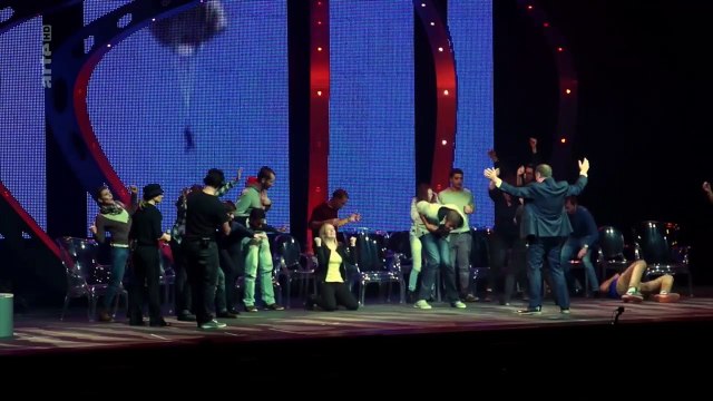 Reportage HYPNOSE - Enquête sur les vertus thérapeutiques de cette étonnante pratique.-PNdtakB7g94