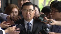 [현장영상] 'MB 고소' 박원순 시장 대리인 류경기 부시장 출석 / YTN