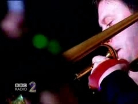 MIKA - Billy Brown (live)