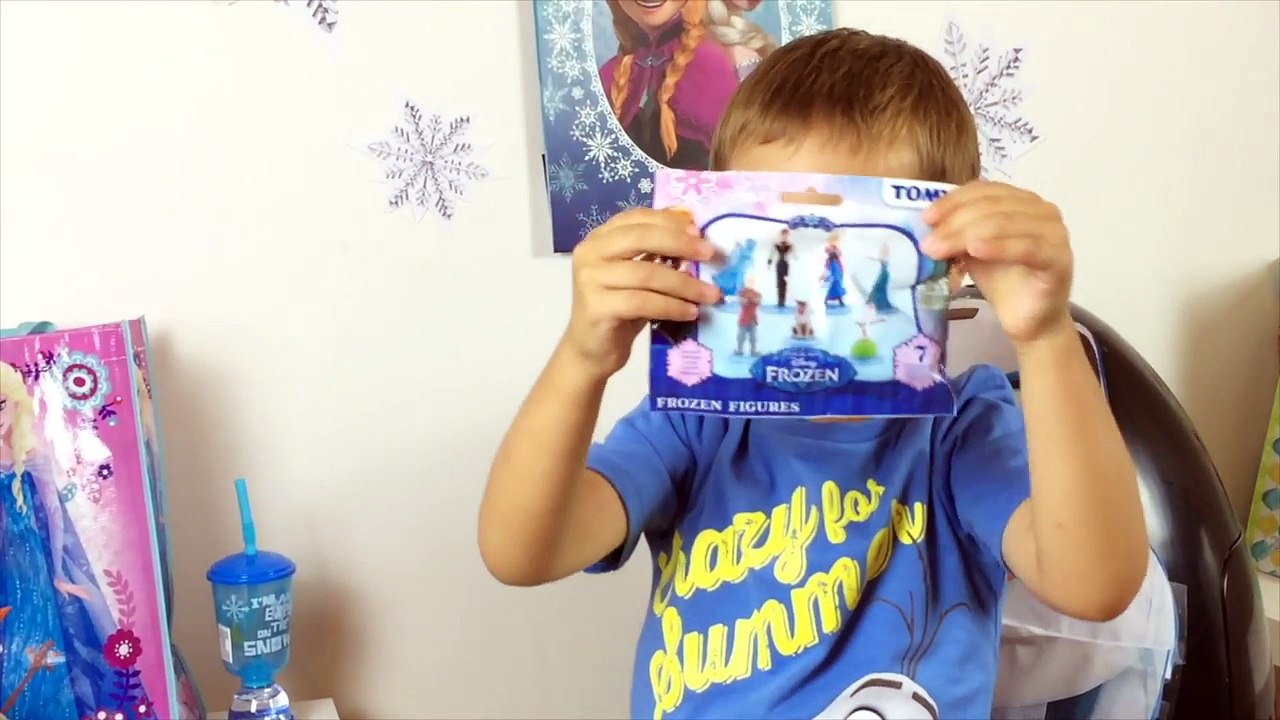 OEUF GEANT REINE DES NEIGES OLAF - Unboxing SUPER GIANT Surprise Egg FROZEN - Disney Frozen Videos