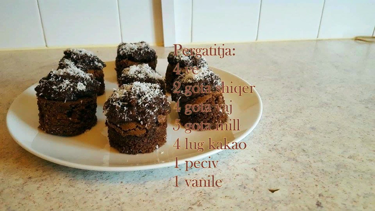 Kek me Kakao Nje Embelsir Sume e mir - Receta Gatimi ne Shqip [VIDEO]