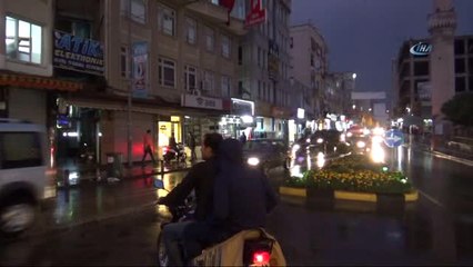 108 Gün Sonra Gelen Yağmur Sürücülere Zor Anlar Yaşattı