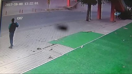 Vincin Çarparak Yıktığı Üst Geçit Böyle Yıkıldı