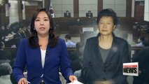 Seoul court to review whether to extend former President Park's detention