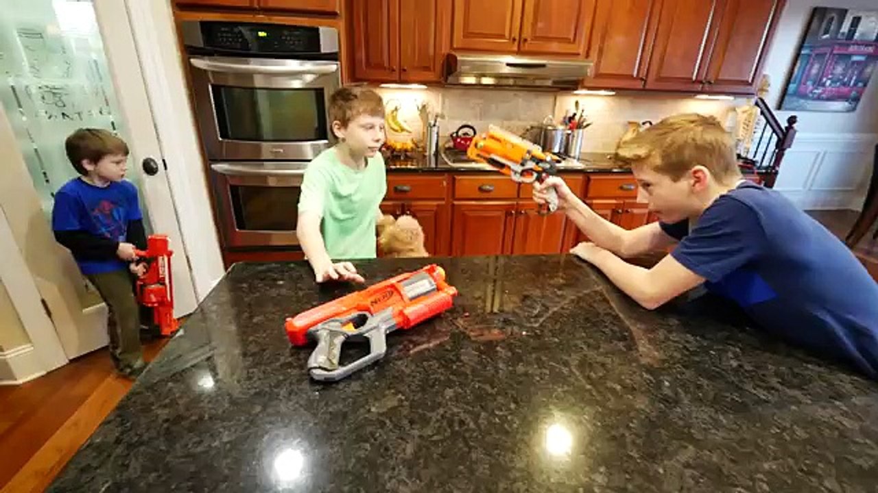 Nerf War: The Clown Killer