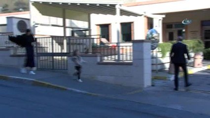 ABD'nin İstanbul Başkonsolosluğu'nda Vize Randevusu Olanlar İçeri Alınmadı