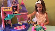 Peppa Pig in Disney Princess Castle: Fisher-Price Disney Princess Palace and Peppa Pig Toys