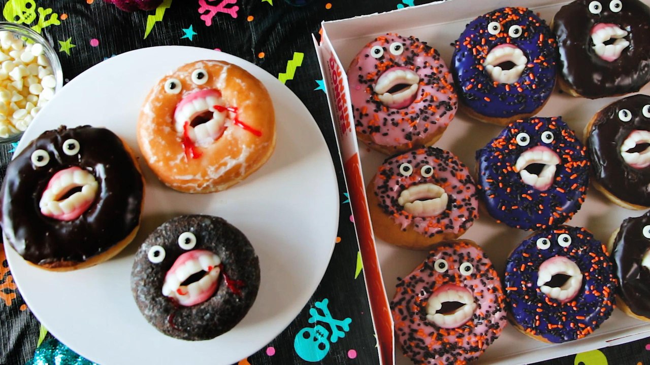 Vampire Donuts You'll Wanna Sink Your Teeth Into