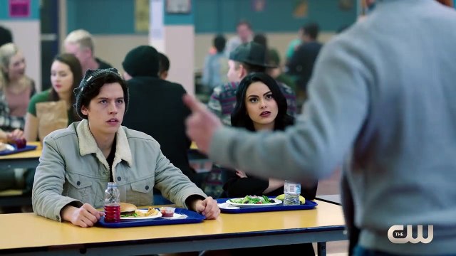 Riverdale 2x01 Inside 'A Kiss Before Dying' (HD) S02E01