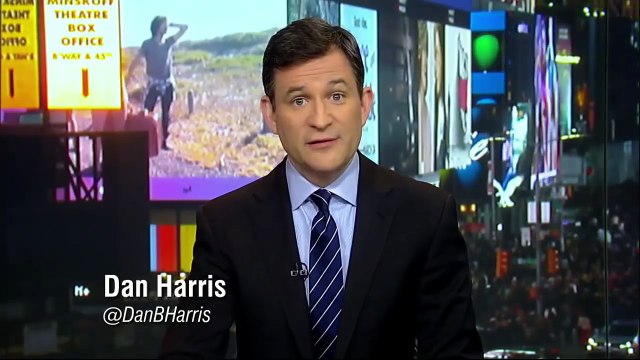 Née garçon, elle devient fille à 11 ans et est suivie par sa mère trois ans plus tard