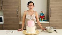 Pleated Buttercream Cake Decorating & Fresh Flowers - CAKE STYLE