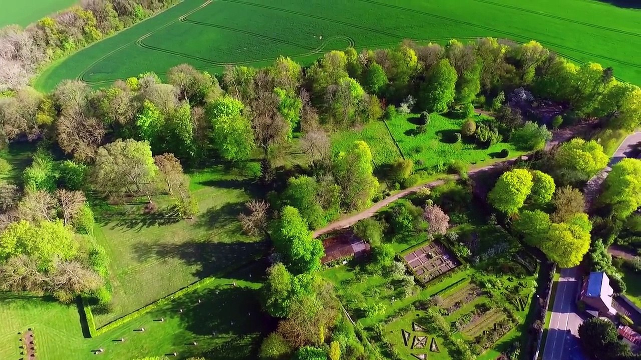 Vue aérienne de l’Abbaye de Vaucelles, Hauts de France
