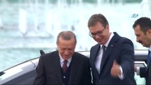 Cumhurbaşkanı Erdoğan, Sırbistan'da Resmi Törenle Karşılandı