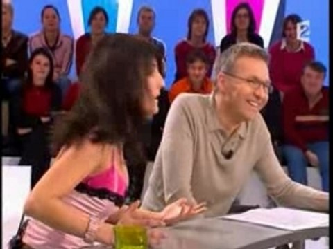 Florence Foresti - Brigitte Chirurgie Esthétique