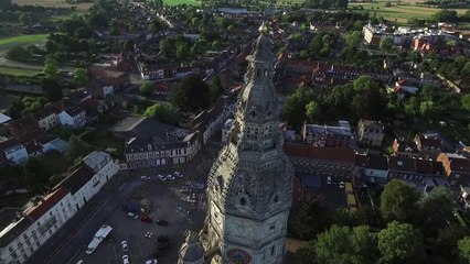Vidéo par drone de la Tour Abbatiale de Saint Amand Les Eaux, Hauts de France
