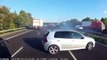 Angleterre : Un chauffeur d'un autocar fait un sacré frein et s'arrête à deux doigt d'une voiture sur une autoroute !