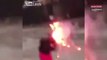 Un feu d’artifice explose au visage d’une jeune femme, les images chocs (Vidéo)