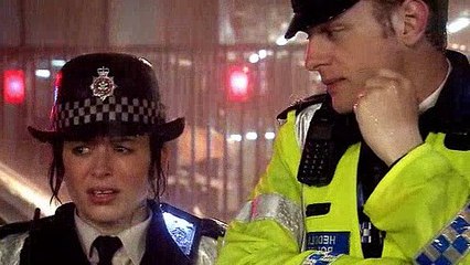 Torchwood - E 001 - s 01 - 20061022 - 1x01 - Everything Changes